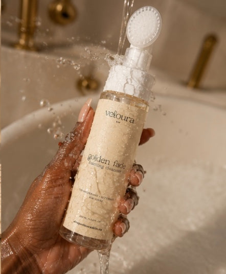 GOLDEN FADE foaming cleanser
